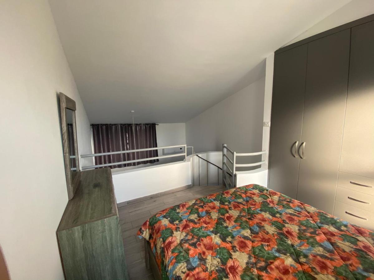 Cosy Apartment In The Heart Of Kato Paphos Exterior foto