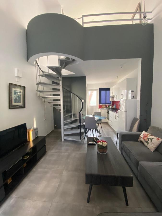 Cosy Apartment In The Heart Of Kato Paphos Exterior foto