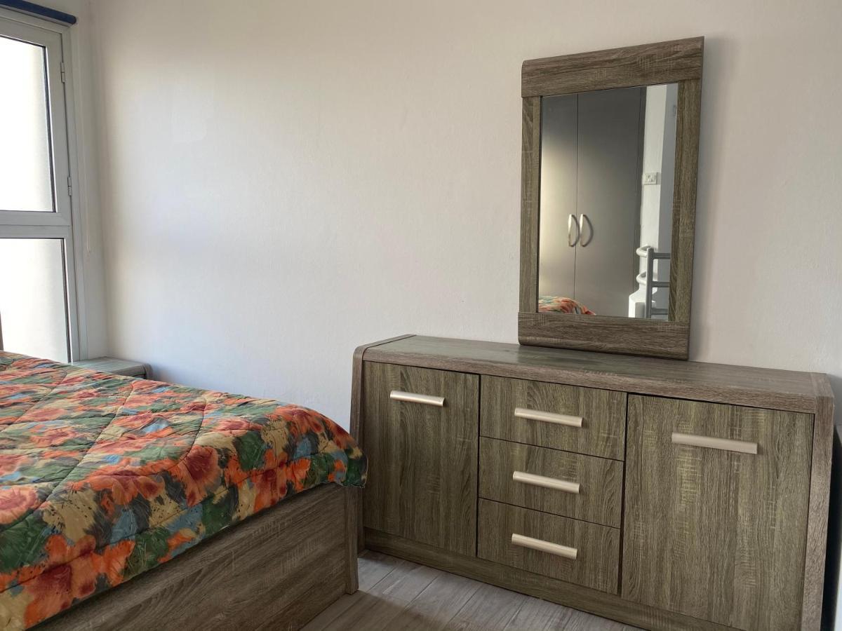 Cosy Apartment In The Heart Of Kato Paphos Exterior foto
